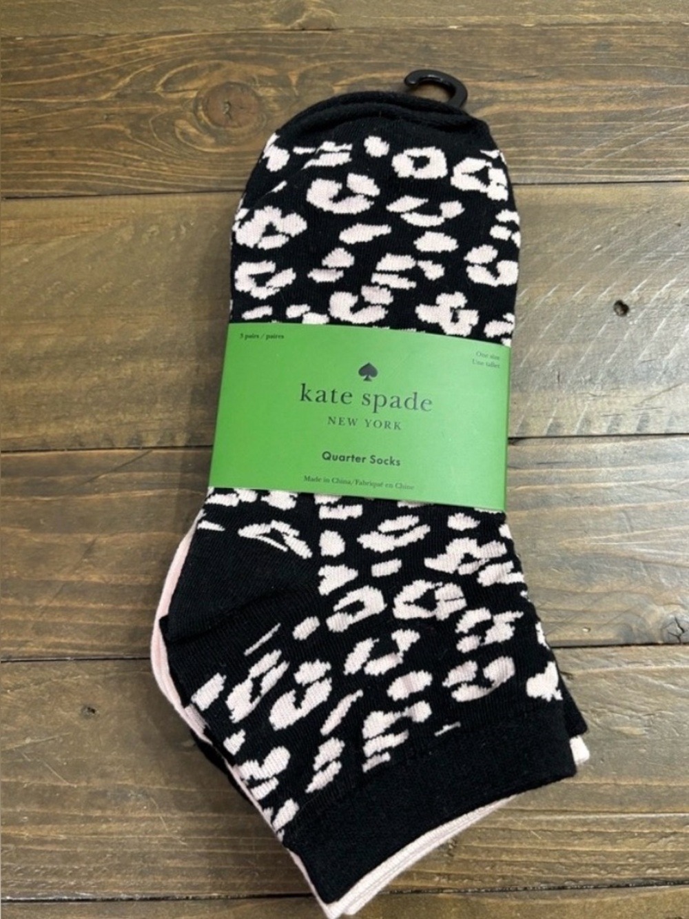 NEW kate spade 3 pack Black & Light Pink Leopard Quarter Socks